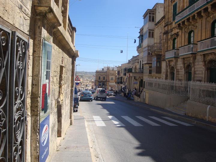 40.JPG - Vi har taget bussen og færgen over til øen Gozo og kigger lidt rundt i den største by Victoria 
